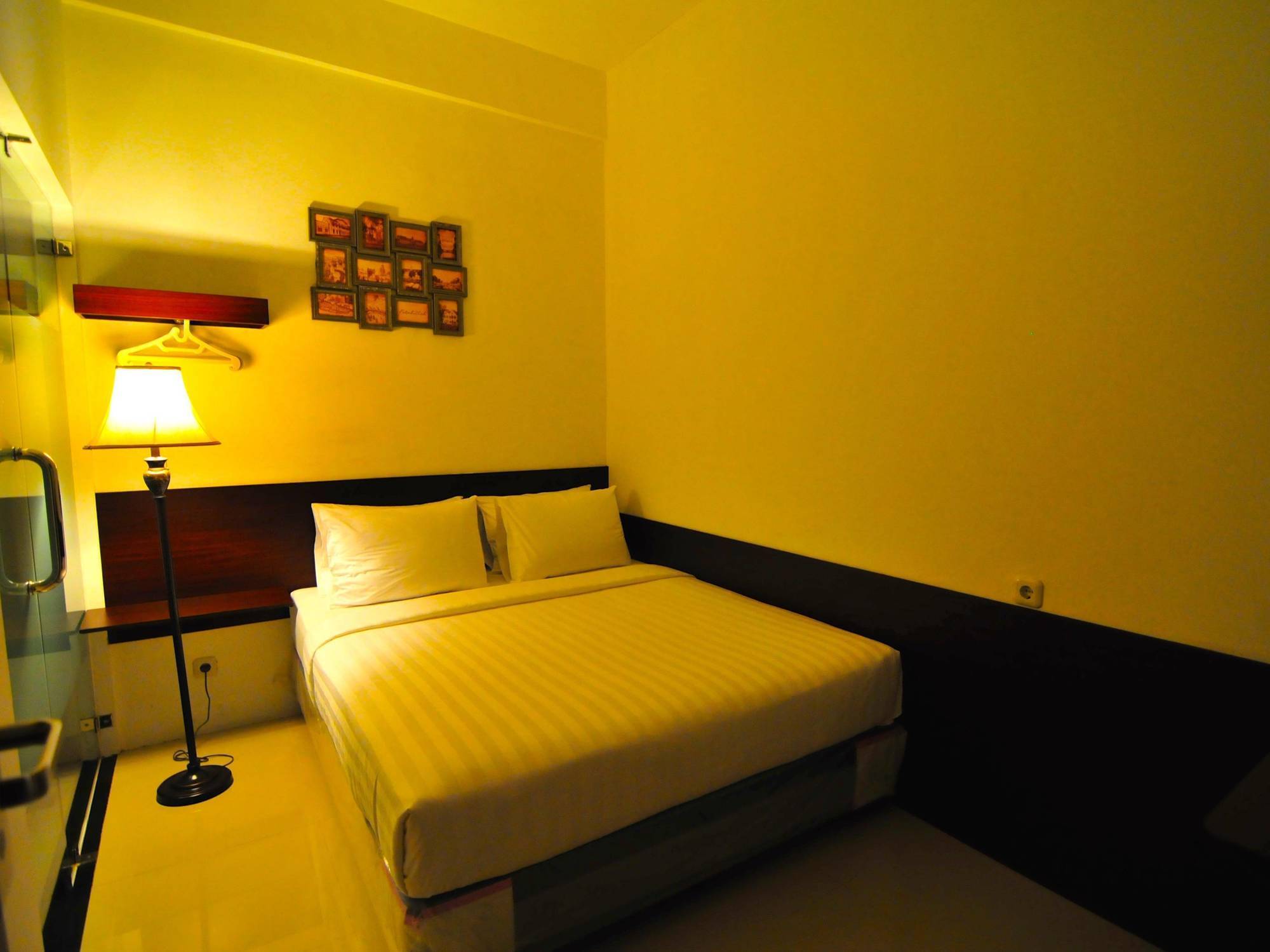 Capsule Hostel Old Batavia Cakarta Dış mekan fotoğraf